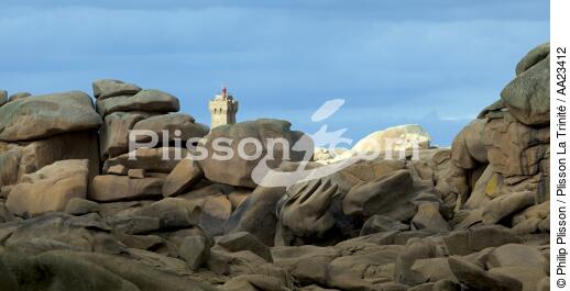 Ploumanac'h sur la côte de granit rose. - © Philip Plisson / Plisson La Trinité / AA23412 - Nos reportages photos - Site [22]
