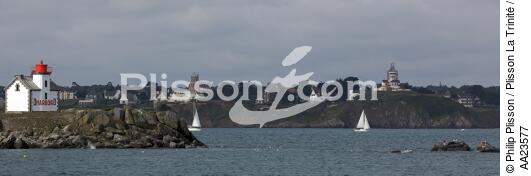 Saint-Quay-Portrieux,île Harbour - © Philip Plisson / Plisson La Trinité / AA23577 - Nos reportages photos - Phares France