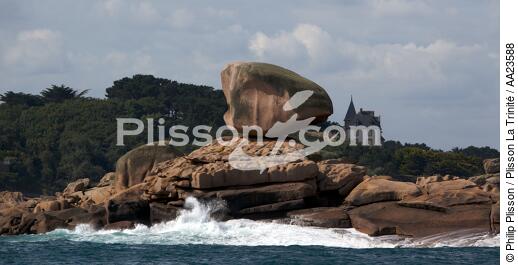 Trégastel. - © Philip Plisson / Plisson La Trinité / AA23588 - Photo Galleries - The Pink Granite Coast