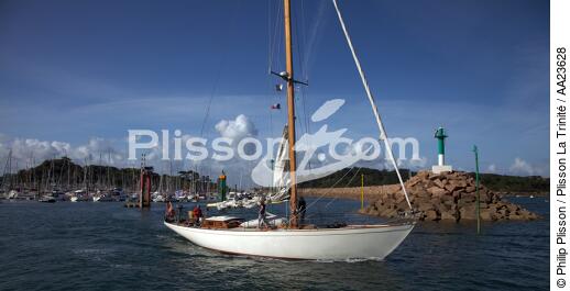 Trébeurden. - © Philip Plisson / Plisson La Trinité / AA23628 - Photo Galleries - The Pink Granite Coast