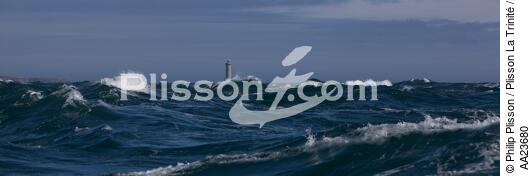 Kéréon lighthouse - © Philip Plisson / Plisson La Trinité / AA23680 - Photo Galleries - Molène [Archipelagos of]