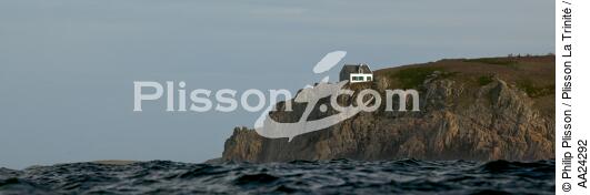 Bac'haol cape in Ouessant - © Philip Plisson / Plisson La Trinité / AA24292 - Photo Galleries - Island [29]