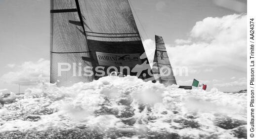 Louis Vuitton Pacific Series - © Guillaume Plisson / Plisson La Trinité / AA24374 - Nos reportages photos - Noir et blanc