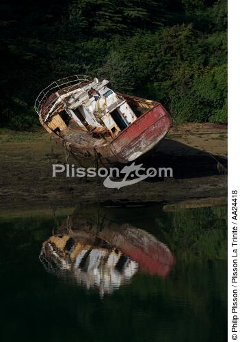Sur l'Aber Wrac'h. - © Philip Plisson / Plisson La Trinité / AA24418 - Nos reportages photos - Site [29]