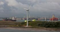 Sur le port de Rotterdam © Philip Plisson / Plisson La Trinité / AA24488 - Nos reportages photos - Ville (Pays-Bas)