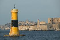 The Chateau d'If in front of Marseille. © Philip Plisson / Plisson La Trinité / AA24537 - Photo Galleries - Cardinal system