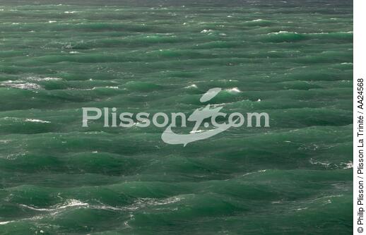 Iroise Sea - © Philip Plisson / Plisson La Trinité / AA24568 - Photo Galleries - Weather