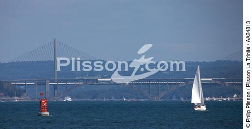 Brest. - © Philip Plisson / Plisson La Trinité / AA24813 - Photo Galleries - Bridge