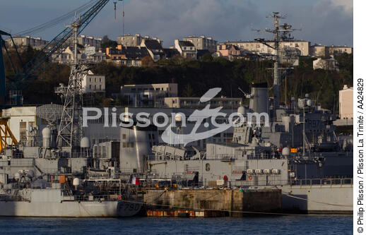 Brest Arsenal - © Philip Plisson / Plisson La Trinité / AA24829 - Photo Galleries - The Navy