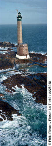 Roches Douvres lighthouse - © Philip Plisson / Plisson La Trinité / AA25040 - Photo Galleries - Lighthouse [22]