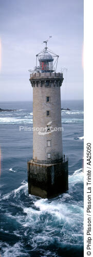 Lighthouse Kéréon - © Philip Plisson / Plisson La Trinité / AA25050 - Photo Galleries - Lighthouse [29]