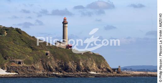 Portzic Lighthouse at the entrance to the Bay of Brest. - © Philip Plisson / Plisson La Trinité / AA25140 - Photo Galleries - Lighthouse [29]