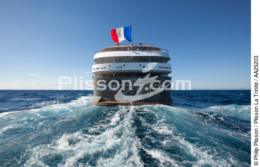 Le Boréal - © Philip Plisson / Plisson La Trinité / AA25203 - Photo Galleries - Passenger Liner