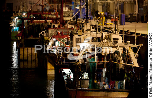 The fishing port of Lorient Kéroman. - © Philip Plisson / Plisson La Trinité / AA26470 - Photo Galleries - Lorient