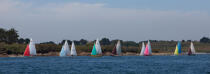 Week of the Gulf. © Philip Plisson / Plisson La Trinité / AA26597 - Photo Galleries - Dinghy or small boat with centre-board