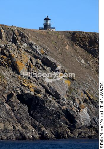 La pointe de Pen-Men sur l'île de Groix - © Philip Plisson / Plisson La Trinité / AA26749 - Nos reportages photos - Phare [56]