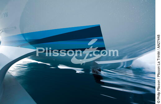 The Tùranor Planetsolar - © Philip Plisson / Plisson La Trinité / AA27448 - Photo Galleries - Motorboating