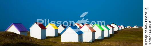 Cabanes de Gouville-sur-mer - © Philip Plisson / Plisson La Trinité / AA28368 - Nos reportages photos - Normandie
