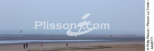 Sur la plage au Touquet - © Philip Plisson / Plisson La Trinité / AA28771 - Nos reportages photos - Pas de Calais