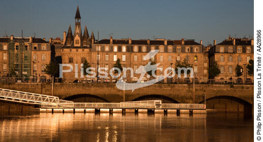 Bordeaux - © Philip Plisson / Plisson La Trinité / AA28966 - Nos reportages photos - Bordeaux