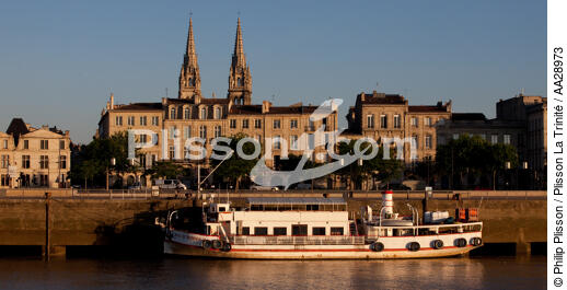 Bordeaux - © Philip Plisson / Plisson La Trinité / AA28973 - Photo Galleries - Framing