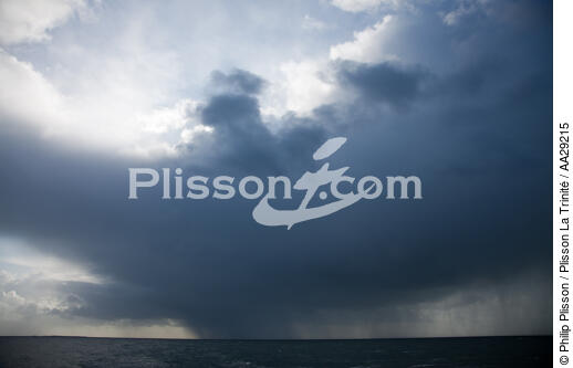 Charente sky - © Philip Plisson / Plisson La Trinité / AA29215 - Photo Galleries - Stormy sky