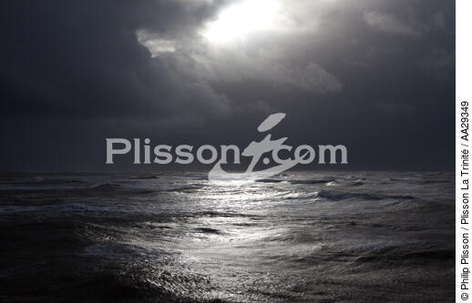 Pertuis de Maumuson - © Philip Plisson / Plisson La Trinité / AA29349 - Photo Galleries - Light