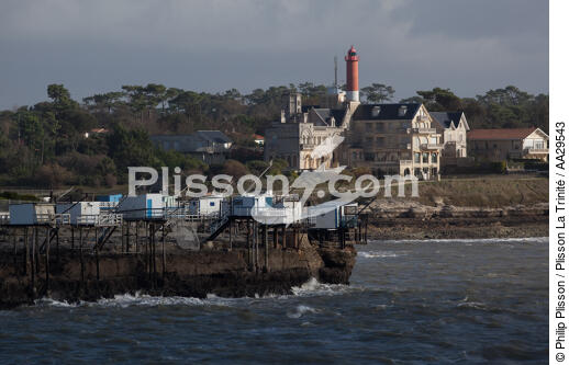 Saint Palais sur mer - © Philip Plisson / Plisson La Trinité / AA29543 - Nos reportages photos - Carrelet