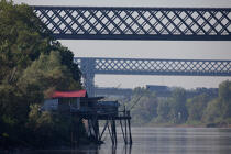 On the Dordogne river © Philip Plisson / Plisson La Trinité / AA29643 - Photo Galleries - Bridge