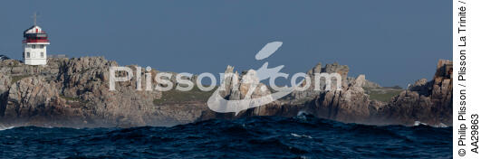 the semaphore from the tip of Créac'h [AT] - © Philip Plisson / Plisson La Trinité / AA29863 - Photo Galleries - Ouessant Island and Molène Archipelago