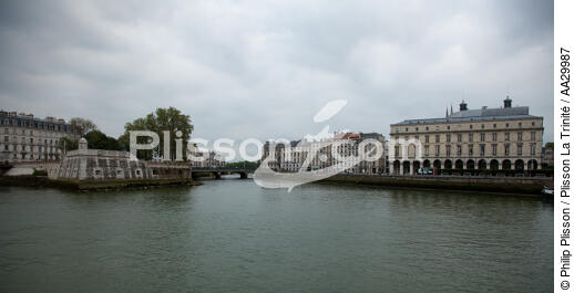 Bayonne - © Philip Plisson / Plisson La Trinité / AA29987 - Nos reportages photos - Ville [64]