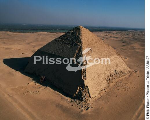 Dachour, Egypte - © Philip Plisson / Plisson La Trinité / AA30127 - Nos reportages photos - Pyramide