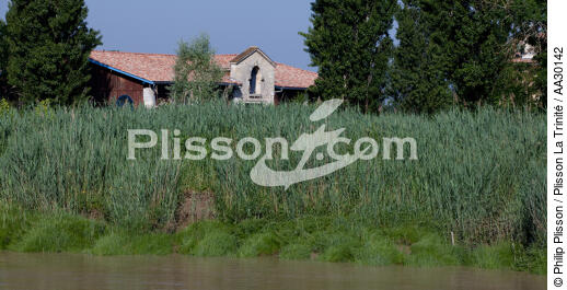On the Garonne river - © Philip Plisson / Plisson La Trinité / AA30142 - Photo Galleries - La Garonne