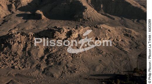 La ville antique d'El-Kag, l'ancienne Nékheb - © Philip Plisson / Plisson La Trinité / AA30289 - Nos reportages photos - L'Egypte vue du ciel