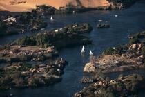 First cataract of the Nile near Aswan © Philip Plisson / Plisson La Trinité / AA30297 - Photo Galleries - Egypt from above