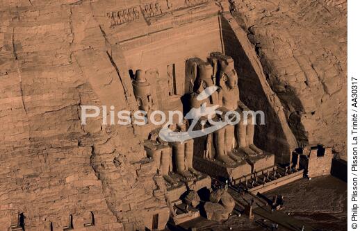 le temple d'Abou Simbel - © Philip Plisson / Plisson La Trinité / AA30317 - Nos reportages photos - Abou Simbel