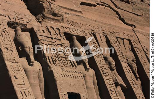 the temple of Abu Simbel - © Philip Plisson / Plisson La Trinité / AA30319 - Photo Galleries - Religious monument