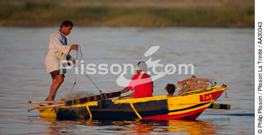 On Nile river. - © Philip Plisson / Plisson La Trinité / AA30343 - Photo Galleries - People