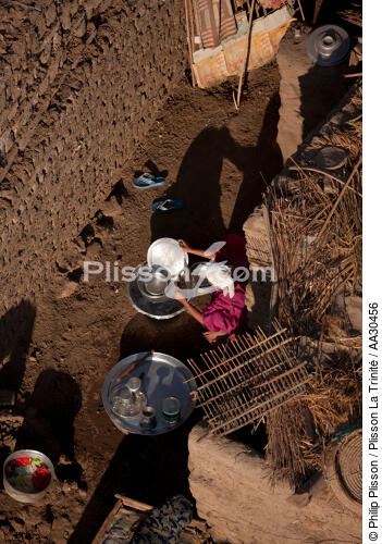 Village sur les rives du Nil, Egypte - © Philip Plisson / Plisson La Trinité / AA30456 - Nos reportages photos - Village