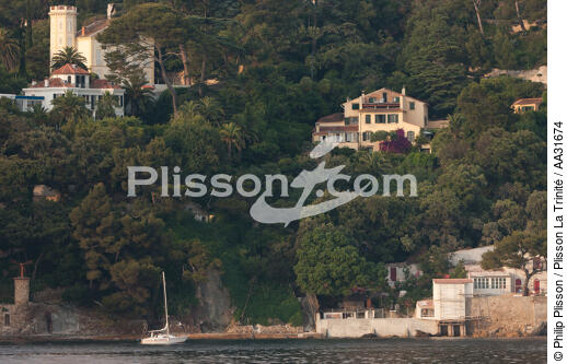 Toulon - © Philip Plisson / Plisson La Trinité / AA31674 - Nos reportages photos - Var