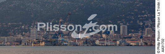 Toulon - © Philip Plisson / Plisson La Trinité / AA31702 - Photo Galleries - From Marseille to Hyères