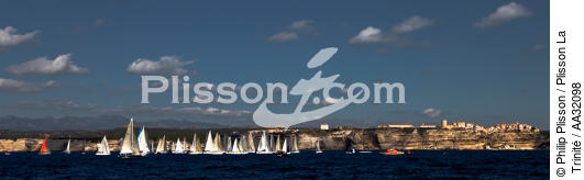 Le Tour de Corse 2011 - © Philip Plisson / Plisson La Trinité / AA32098 - Nos reportages photos - Ville [Corse]