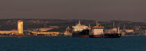In the Gulf of Fos © Philip Plisson / Plisson La Trinité / AA32475 - Photo Galleries - Oil tanker