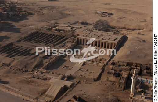 The first Temple of Seti in Egypt [AT] - © Philip Plisson / Plisson La Trinité / AA32567 - Photo Galleries - Egypt