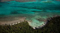 Iles des Pins © Philip Plisson / Plisson La Trinité / AA32710 - Photo Galleries - Lagoon