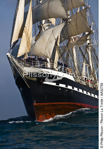 The Belem between Groix and Belle-Ile [AT] - © Philip Plisson / Plisson La Trinité / AA32756 - Photo Galleries - The Navy