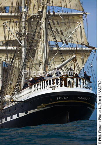 The Belem between Groix and Belle-Ile [AT] - © Philip Plisson / Plisson La Trinité / AA32769 - Photo Galleries - Tall ships