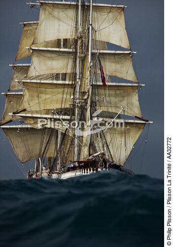 Le Belem entre Groix et Belle-Ile - © Philip Plisson / Plisson La Trinité / AA32772 - Nos reportages photos - Trois-mâts barque