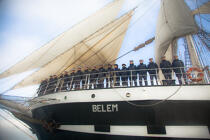 Le Belem entre Groix et Belle-Ile © Philip Plisson / Plisson La Trinité / AA32786 - Nos reportages photos - Grand voilier
