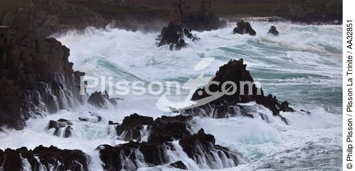 La tempête Joachim sur les côtes bretonnes. - © Philip Plisson / Plisson La Trinité / AA32851 - Nos reportages photos - Finistère